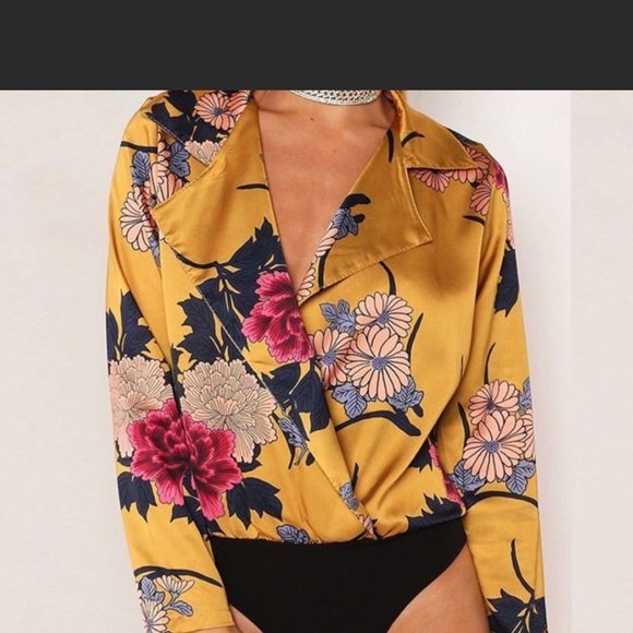 Nordstrom Tops - NWT Floral print body suit